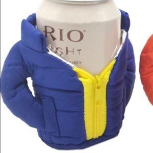 In-Cog-Neato Puffy Jacket Working Zipper Beverage Koozie, Blue and Yellow